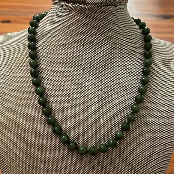 Vintage Jade Necklace ROC Republic of China 18 Inches Knotted - Picture 9 of 12